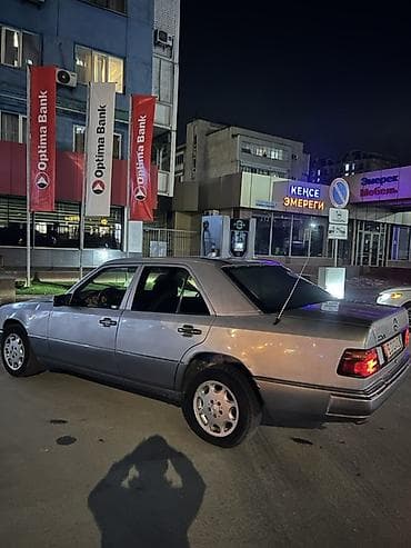 продаю w124: Mercedes-Benz E-Class: 1993 г., 2.2 л, Механика, Бензин, Седан — 1