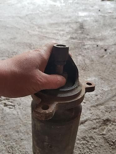 Автозапчасти: Стартер Mercedes-Benz 2023 г., Б/у, Оригинал — 1