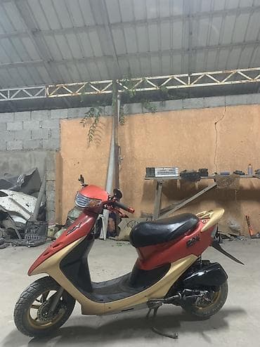 рассроска: Тип скутера Honda, 70 куб. см, Бензин, Б/у — 4