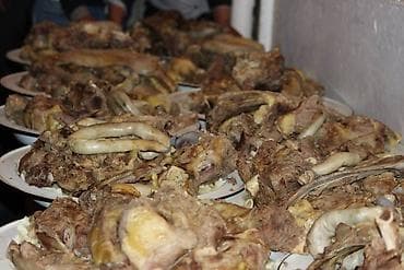 услуга инкубатор: Тойго кызмат кылам эт бышырып табактарга устукандап берем ! — 1