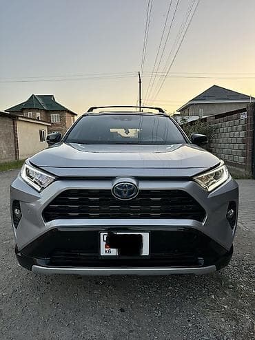 corolla s: Toyota RAV4: 2021 г., 2.5 л, Гибрид, Кроссовер — 1
