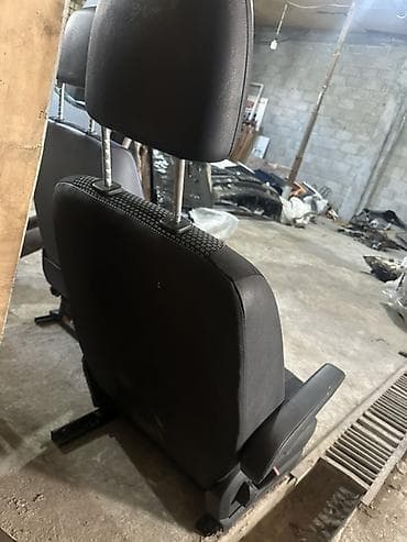 ёё коляска: Автобусное сиденье, Ткань, текстиль, Mercedes-Benz — 4