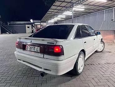 мазда 626 1990: Mazda 626: 1990 г., 2 л, Механика, Бензин, Седан — 4
