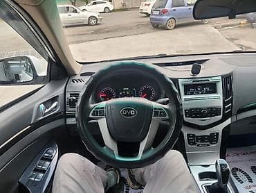 jet sky: BYD E5: 2019 г., Автомат, Электромобиль, Седан — 3