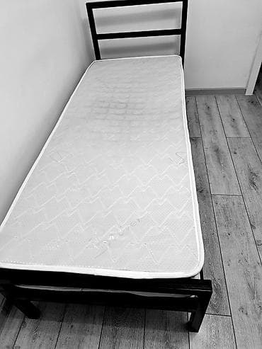 bunk bed: Односпальная кровать, Б/у, С матрасом, длина - 200 см — 1