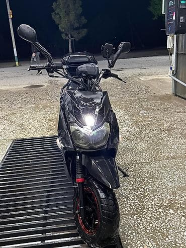 Транспорт: Скутер 50–150 см³ класс «туринг/город» с внедорожным стилем — 5