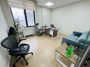 мульти пекарь: Аренда офисов, 178 м², В бизнес центре, С отдельной кухней, С отдельным входом, С отдельным сан узлом — 1