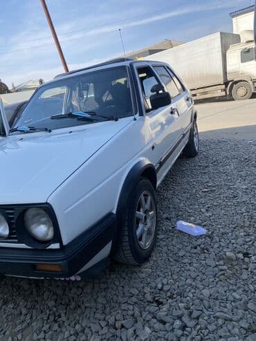 Volkswagen Golf: 1989 г., 1.3 л, Механика, Бензин, Хэтчбэк