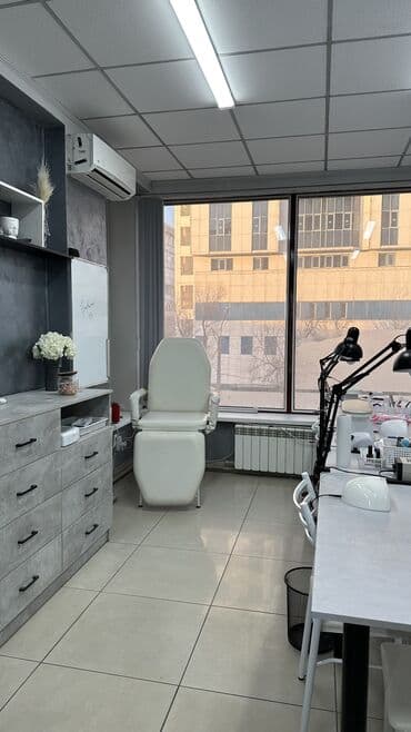 салон красоты сниму: Продаю Маникюрный салон 21 м², С оборудованием, Кабинет — 2