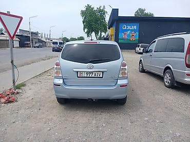 tourer v салон: Toyota Corolla Verso: 2007 г., 2.2 л, Ручные, Дизель, Минивэн — 7