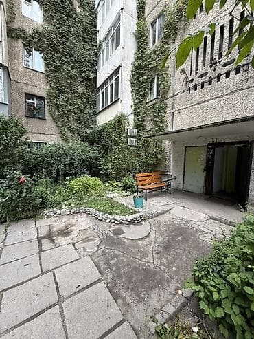 Унаа токтоочу жайлар: 🏡 Продаётся уютная 2-комнатная квартира в 7 микрорайоне 🔹 105 серия 🔹 — 5