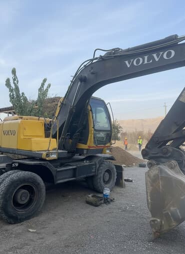 мини трактор япон: Экскаватор, Volvo, 1997 г., Колесный — 2