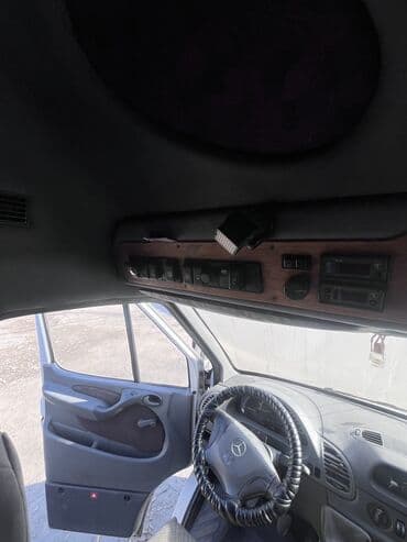 домкрат от спринтера: Mercedes-Benz Спринтер: 2001 г., 2.7 л, Механика, Дизель — 9