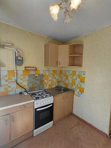 6 микрорайон квартиры: 1 комната, 30 м², 6 мкр 104 серия, 4 этаж, Требуется ремонт — 6