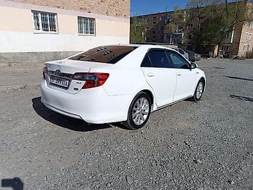 lexsus 300: Toyota Camry: 2013 г., 2.5 л, Автомат, Гибрид, Седан — 5