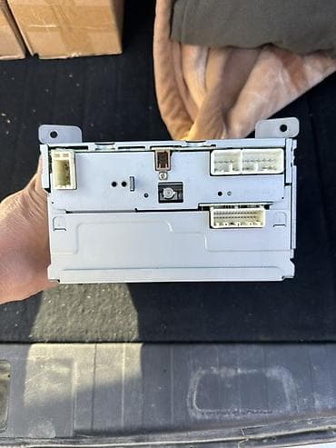 легаси бл5 универсал: Штатная мультимедийная магнитола Subaru - Тип: заводская — 1