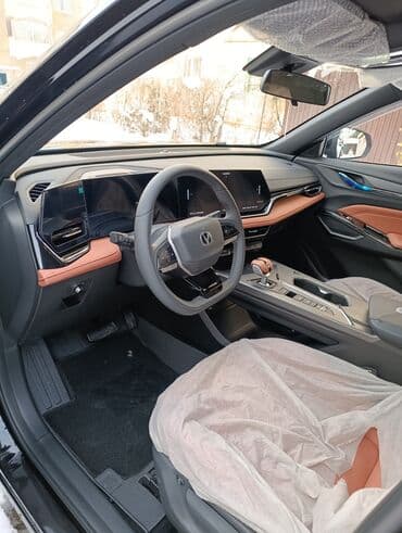 срочно продаю в связи с переездом: Changan X5 Plus: 2025 г., 1.5 л, Робот, Бензин, Кроссовер — 7