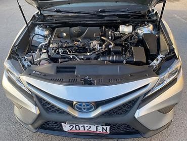 prius v: Toyota Camry: 2020 г., Вариатор, Гибрид, Седан — 5