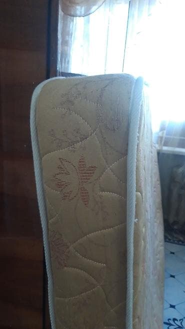 sofa bed: Спальный матрас, Б/у, Двуспальный, Кыргызстан, Пружинный, Матрасы средней жесткости, Самовывоз — 2