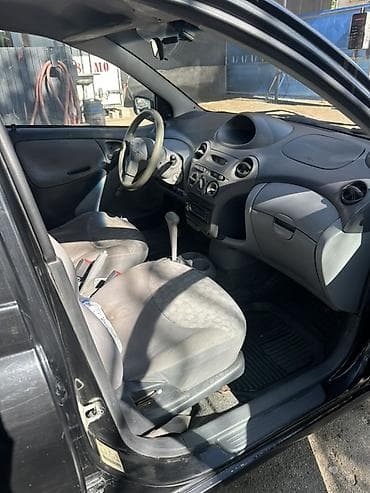 машина жыгули: Toyota Echo: 2001 г., 1.5 л, Автомат, Бензин, Седан — 3
