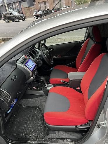 Транспорт: Honda Fit: 2003 г., 1.3 л, Автомат, Бензин, Хэтчбэк — 8
