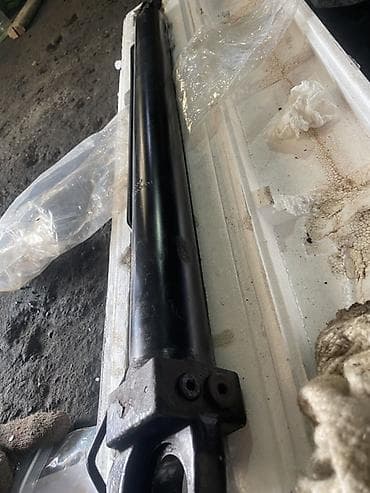 Оборудование для бизнеса: Гидроцилиндр (гидравлический цилиндр) для кабины Вольво робот - — 1