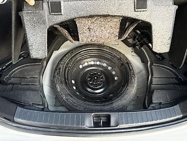 prius plus: Toyota Prius: 2020 г., 1.8 л, Автомат, Гибрид, Хэтчбэк — 9