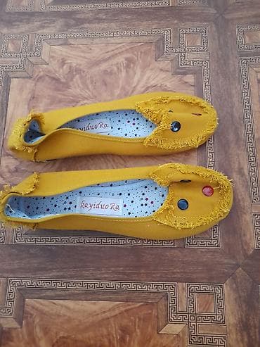 Мокасины и лоферы: Лоферы, 37, Новый, цвет - Желтый — 1