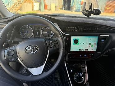 mazda 3 2005: Toyota Corolla: 2019 г., 1.8 л, Автомат, Электромобиль, Седан — 6