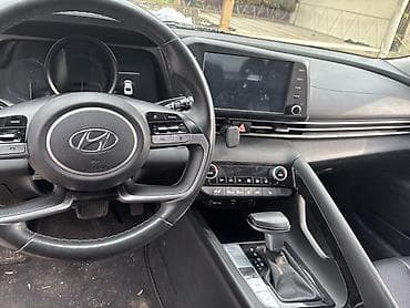 авто элек: Hyundai Elantra: 2021 г., 1.6 л, Автомат, Гибрид, Седан — 2