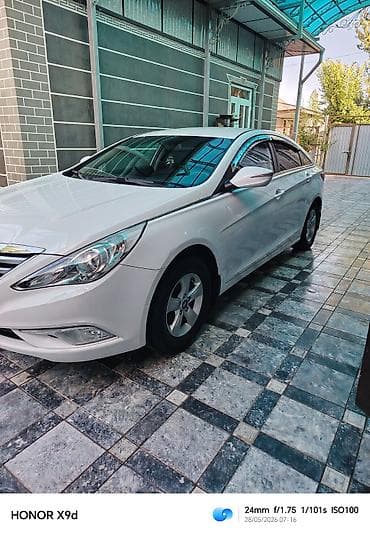 toyota kamry: Hyundai Sonata: 2016 г., 2 л, Автомат, Газ, Седан — 2