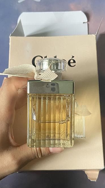 chanel blue: Chloé Eau de Parfum — женская парфюмерная вода в коробке бренда Chloé — 4