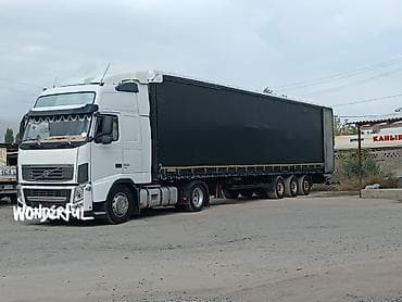 volvo 420: Тягач, Volvo, 2013 г., Шторный — 1