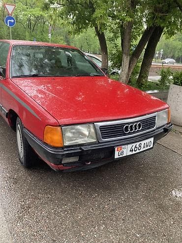 Audi 100: 1988 г., 2 л, Механика, Бензин, Седан