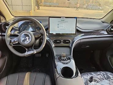 bugatti veyron: BYD E2: 2025 г., 0.1 л, Автомат, Электромобиль, Хэтчбэк — 10