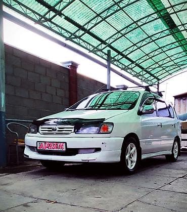 Toyota : 1998 г., 0.2 л, Автомат, Бензин, Минивэн
