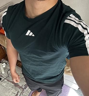 босоножки женские бишкек: Футболка Adidas на рост 165-170 
Срочно ! — 3