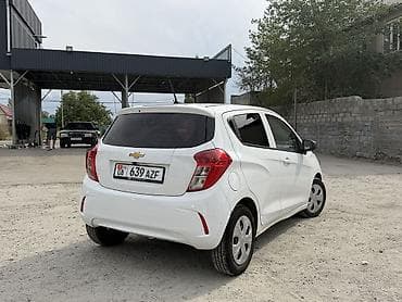 5 00 r12: Chevrolet Spark: 2018 г., 1 л, Вариатор, Бензин, Хэтчбэк — 3