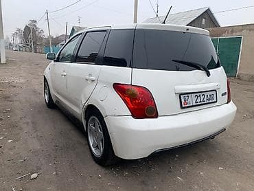 Продажа авто: Тайота ист сатылат 2002жылкы 1.3 объёмдо. машина Колдо жасачу жерлери — 4