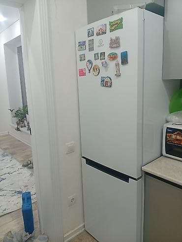 Холодильник Indesit, Б/у, Двухкамерный, No frost, 180 *