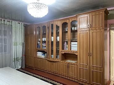 ископаемый уголь: Секция‑стенка для гостиной из ламинированного ДСП под тёплое дерево — 2