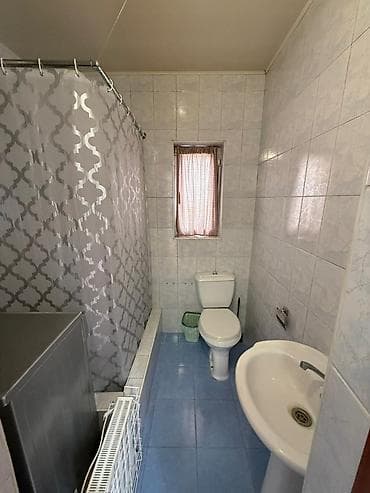 кыргыз недвижимост: 💎Продается в АК-ОРДО 1 дом с участком 6 соток 🏢Комнат: 1 📍Район — 9