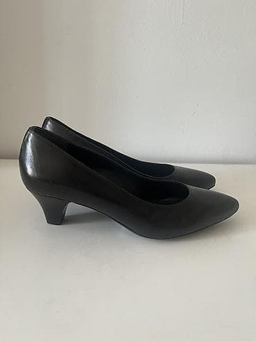 Классические женские лодочки черного цвета. Италия, 37 размер. -