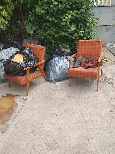 сдать старый диван: Отдам даром на дрова или для себя самовывоз — 2