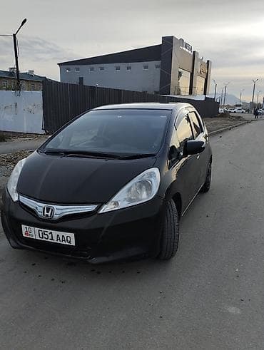kia bango: Honda Fit: 2013 г., Вариатор, Гибрид, Хэтчбэк — 7