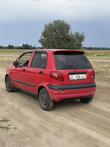 Унаа сатуу: Daewoo Matiz: 2001 г., 0.8 л, Кол менен иштөөчү, Бензин, Хетчбек — 2
