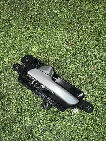 phantom 3 advanced: Ручка двери внутренняя (левая передняя) для Kia Sportage QL (4‑е — 1