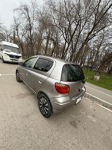 тайота витз: Toyota Vitz: 2003 г., 1.3 л, Вариатор, Бензин, Хэтчбэк — 1