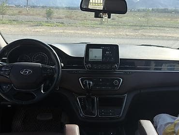 toyota mark 1: Hyundai H-1: 2019 г., 2.5 л, Автомат, Дизель, Минивэн — 7
