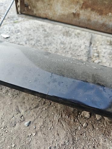 статуэтки купить дешево: Subaru, 2002 г., Б/у, Оригинал — 2